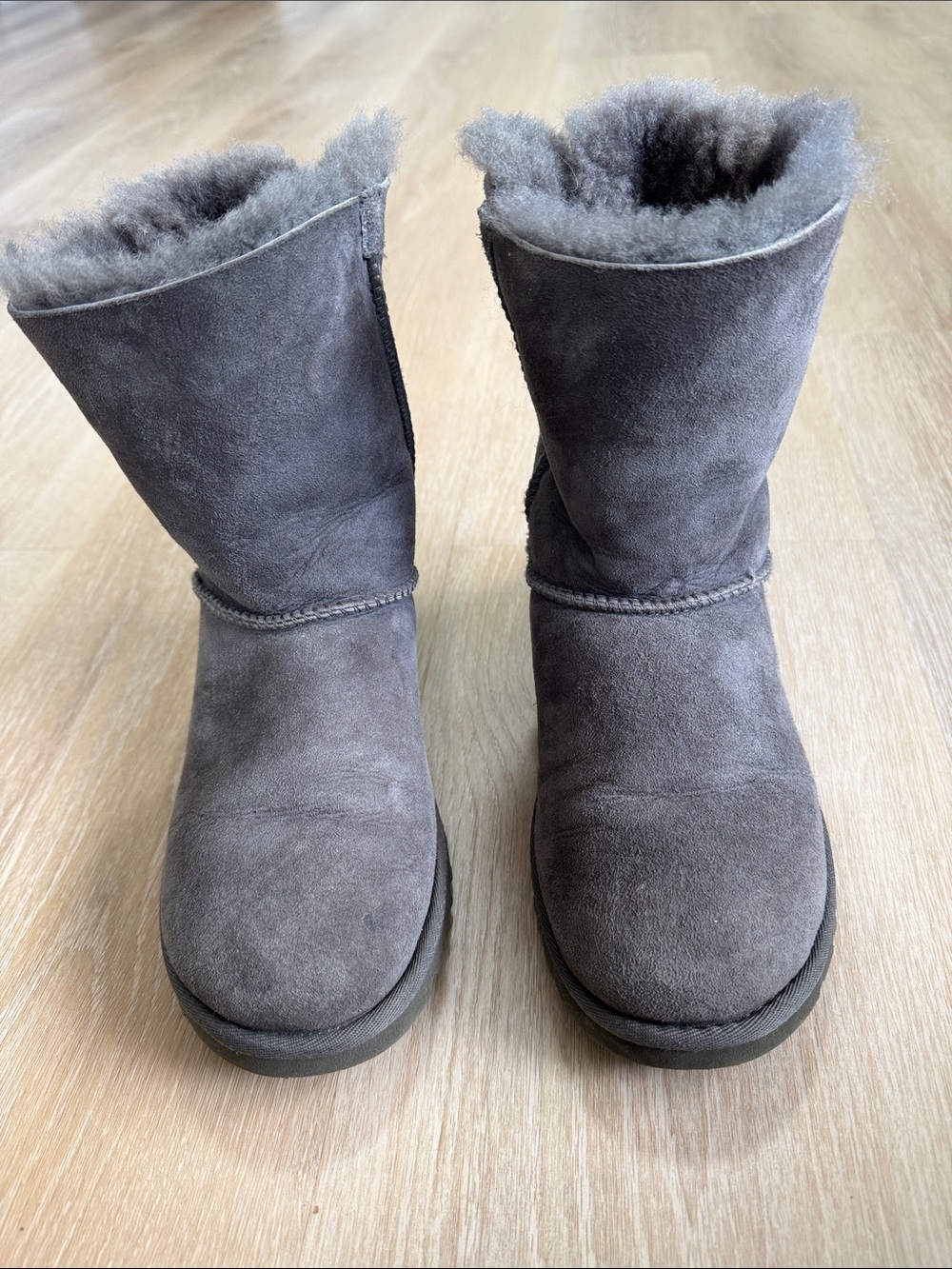 UGG Women's Short Shearling Suede Boots in Gray